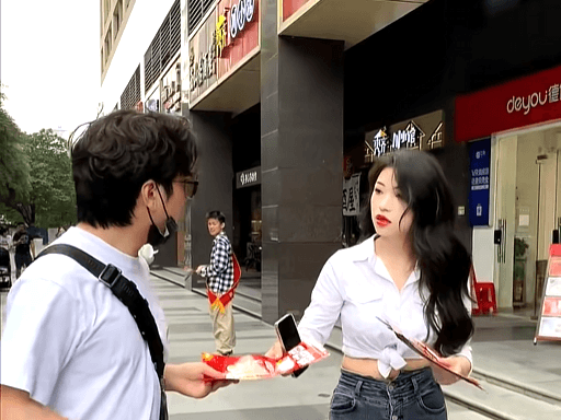 百城地推-街边一对一传单礼品派发拓客
