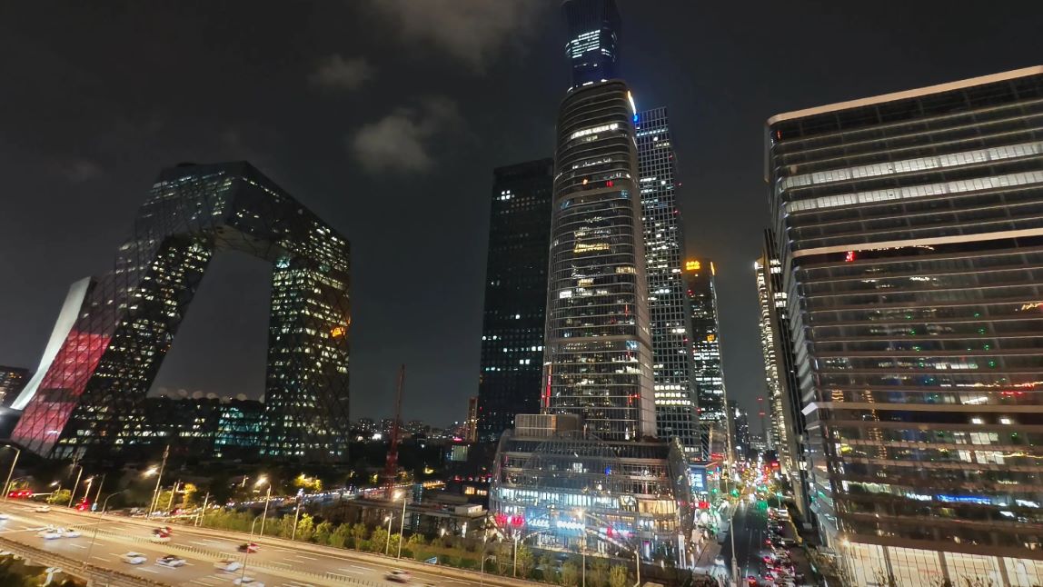 北京国贸CBD央视大楼夜景，写字楼企业DM直投、园区展会地推服务