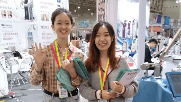北京专业传单派发公司，社区入户传单派发实景作业